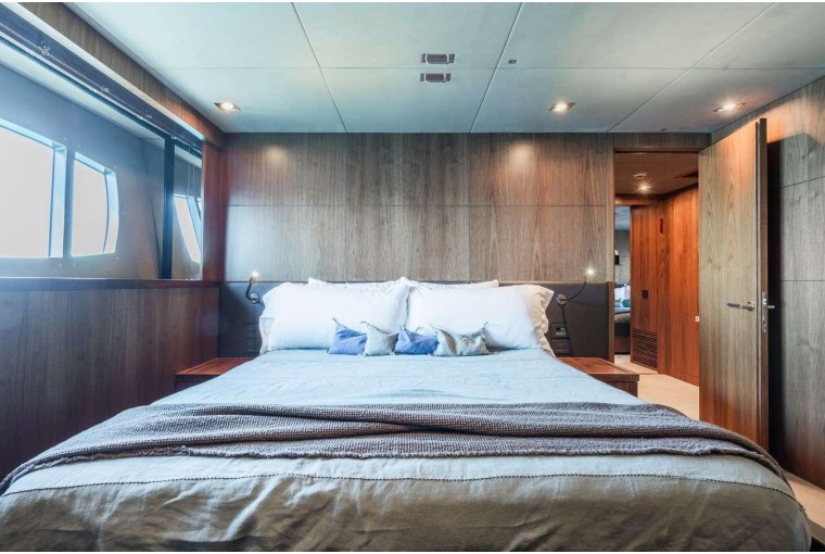Sunseeker 131
